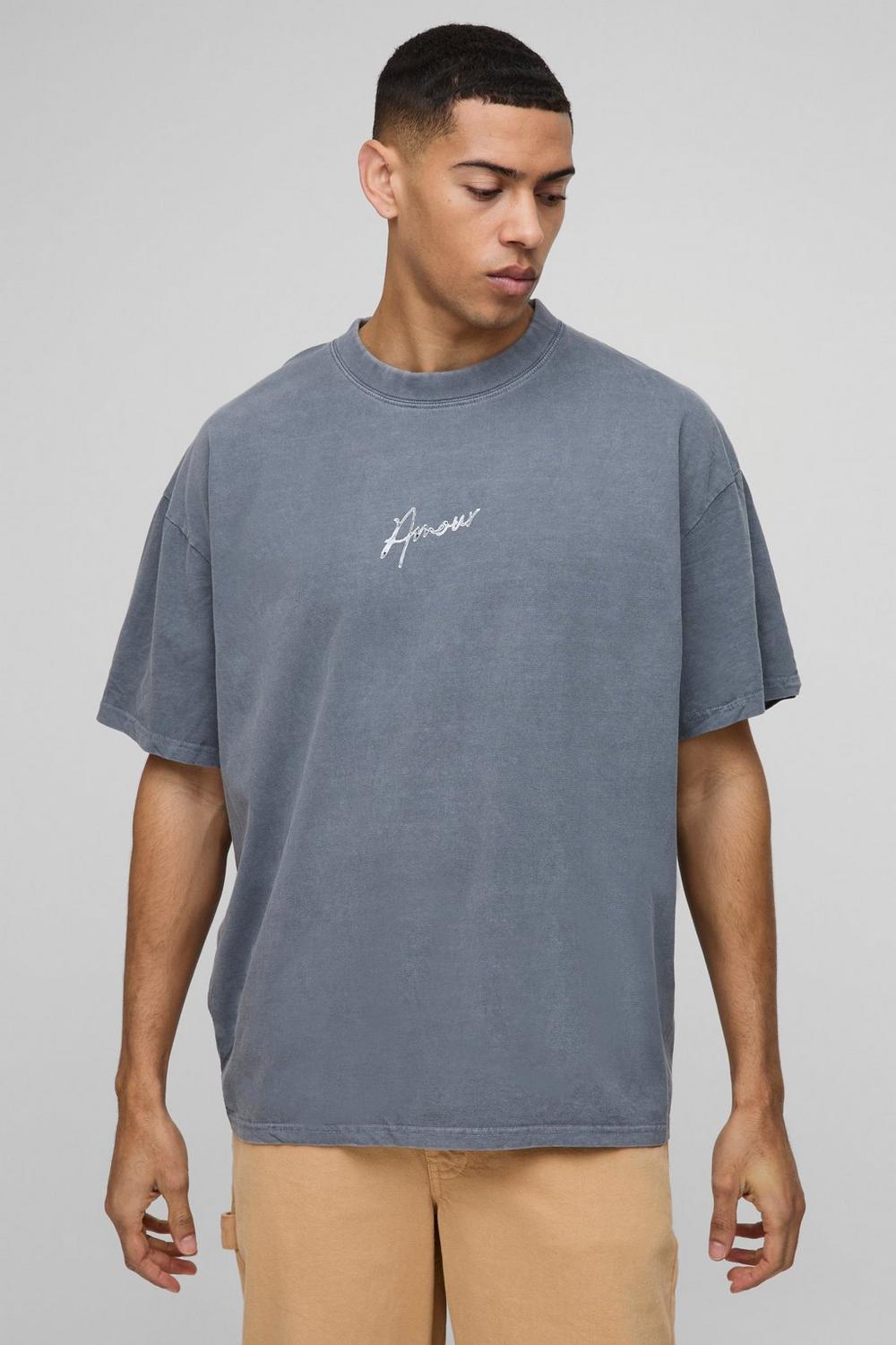 Oversized Extended Neck Amour Heart Washed Graphic T Shirt