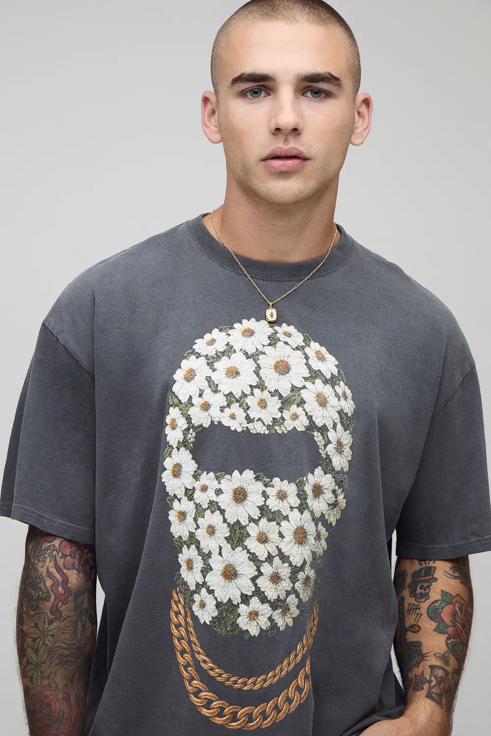 Oversized Man Daisy Ski Mask Printed T-Shirt