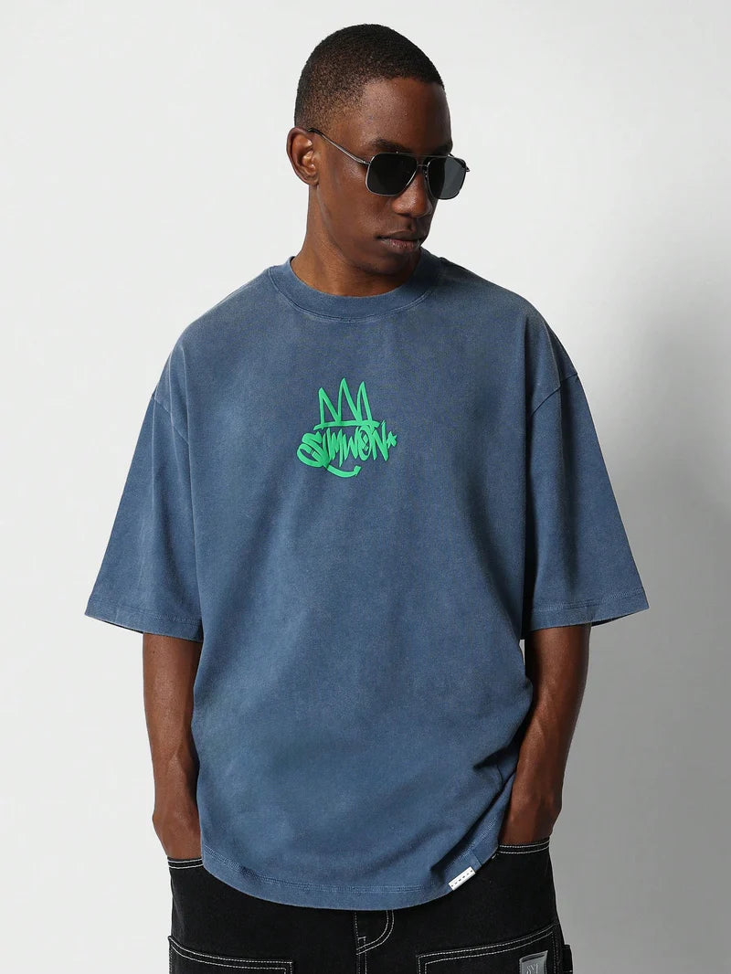 Oversized Washed Tee And Graffiti Graphic Print