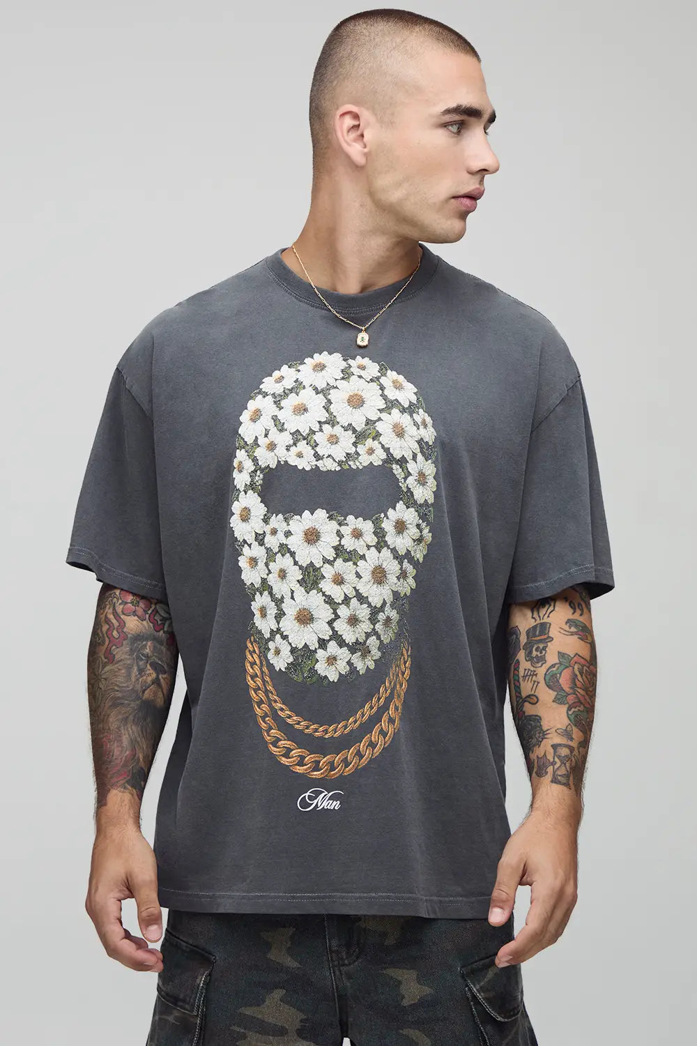 Oversized Man Daisy Ski Mask Printed T-Shirt