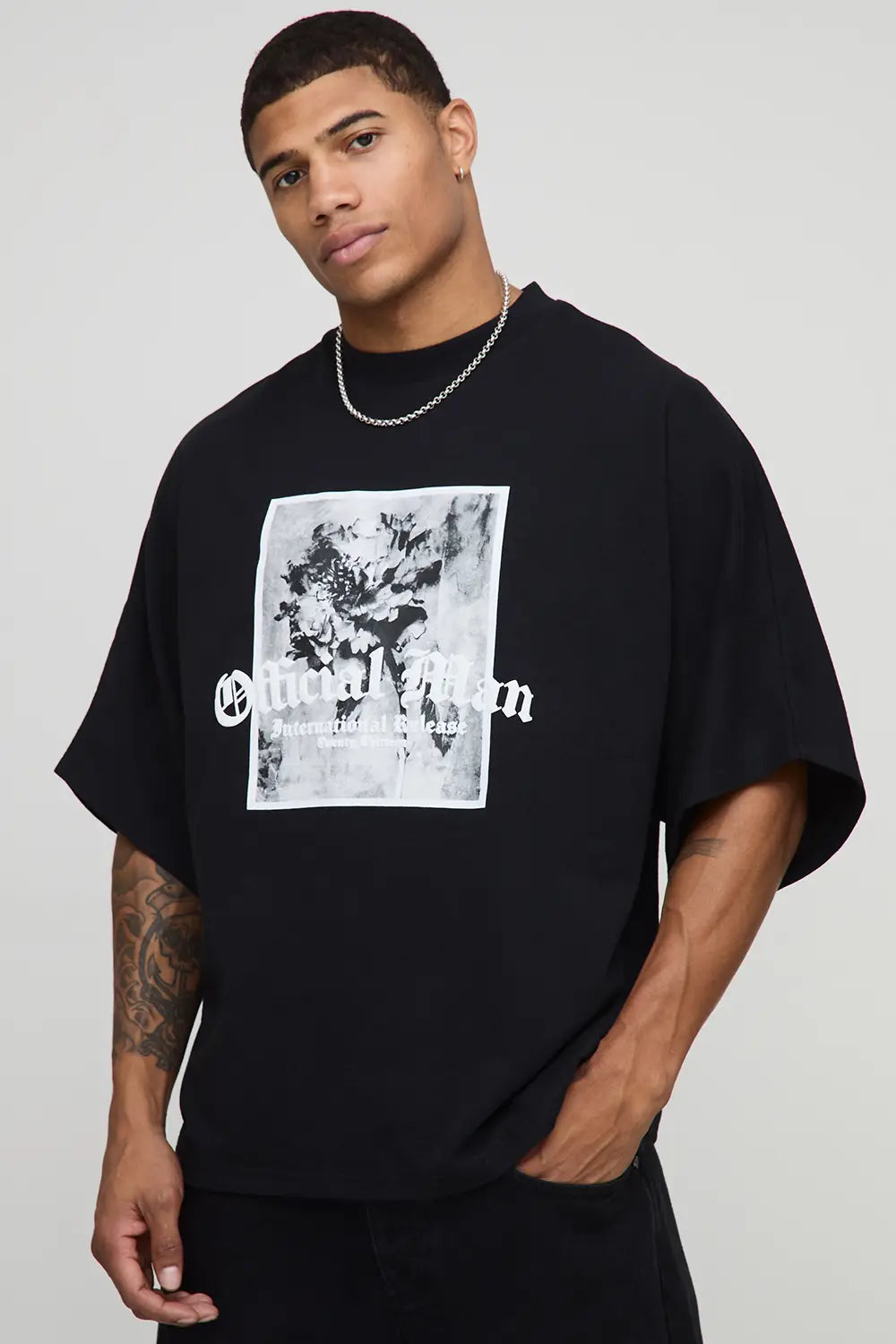 Oversized Batwing Official Floral Puff Print Applique T-Shirt