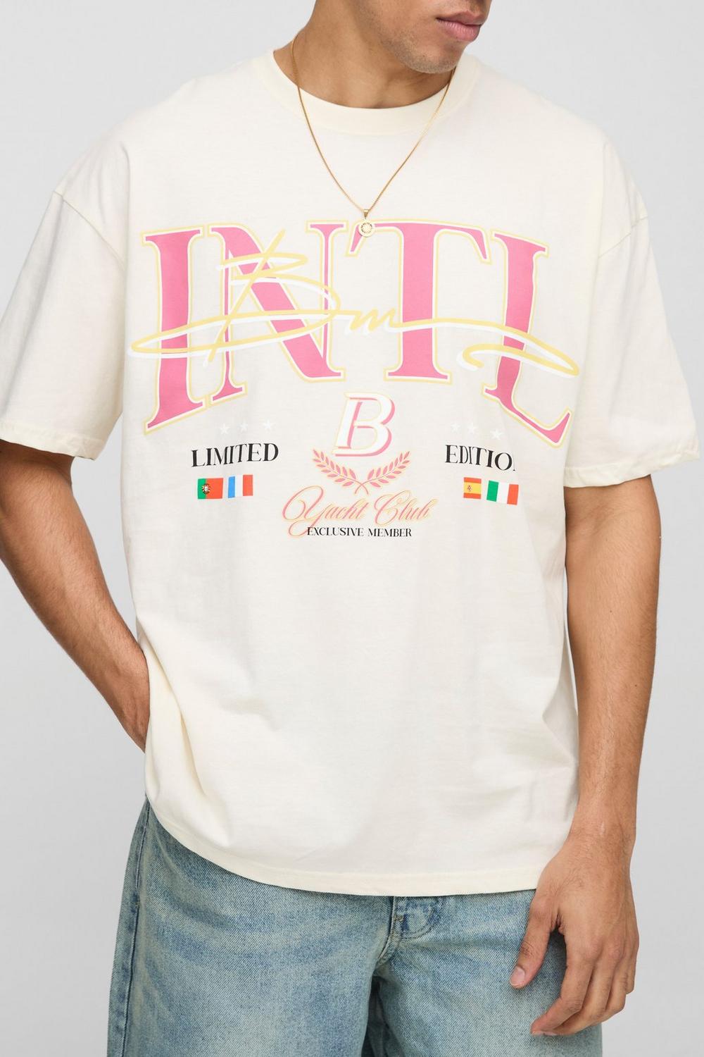 Oversized Signature Graphic T-Shirt