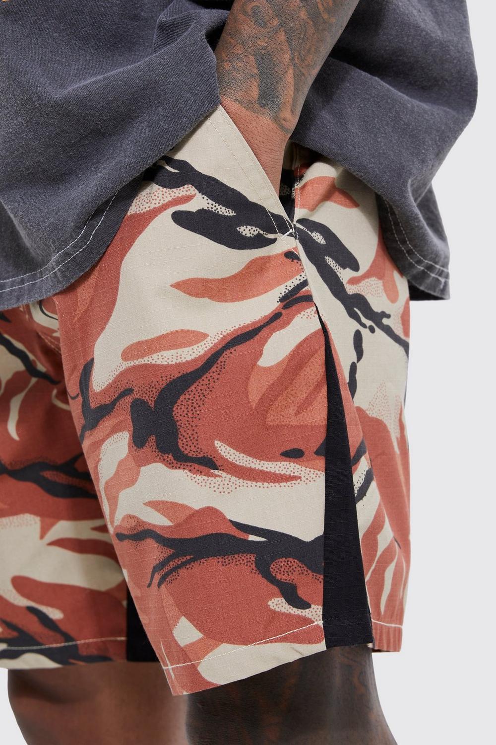 Fixed Waist Camo Fit Relaxed Short