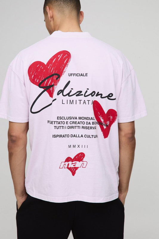 Oversized Extended Neck Heart Washed Graphic T Shirt